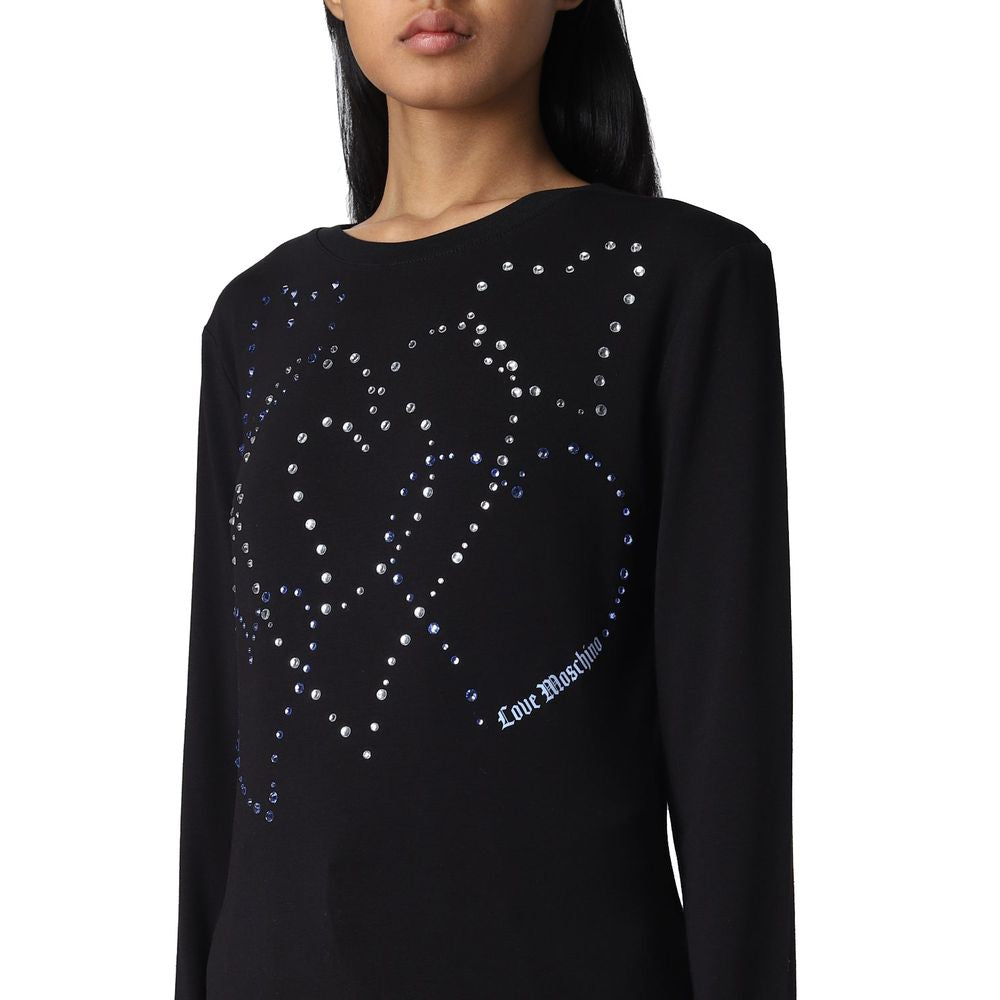 تي شيرت قطني مزين بأحجار الراين على شكل قلب من Love Moschino