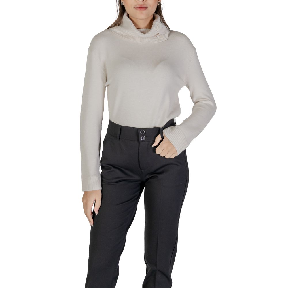 Street One – Rollkragenpullover aus cremefarbener Viskose