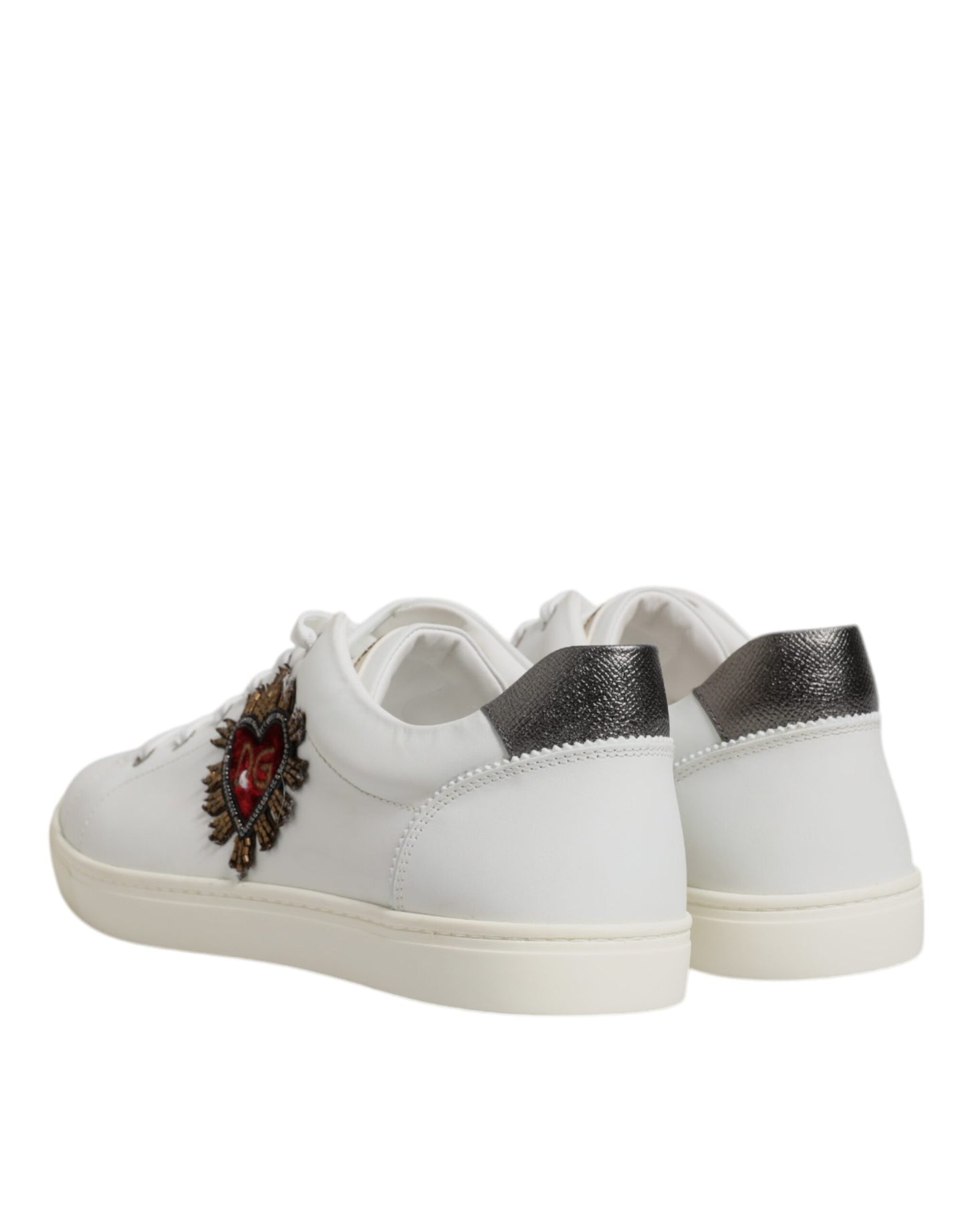 Dolce & Gabbana – Weiße Sneakers aus Leder mit Herzverzierung